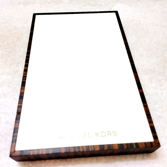 Michael kors display tray - Picture 1 of 5